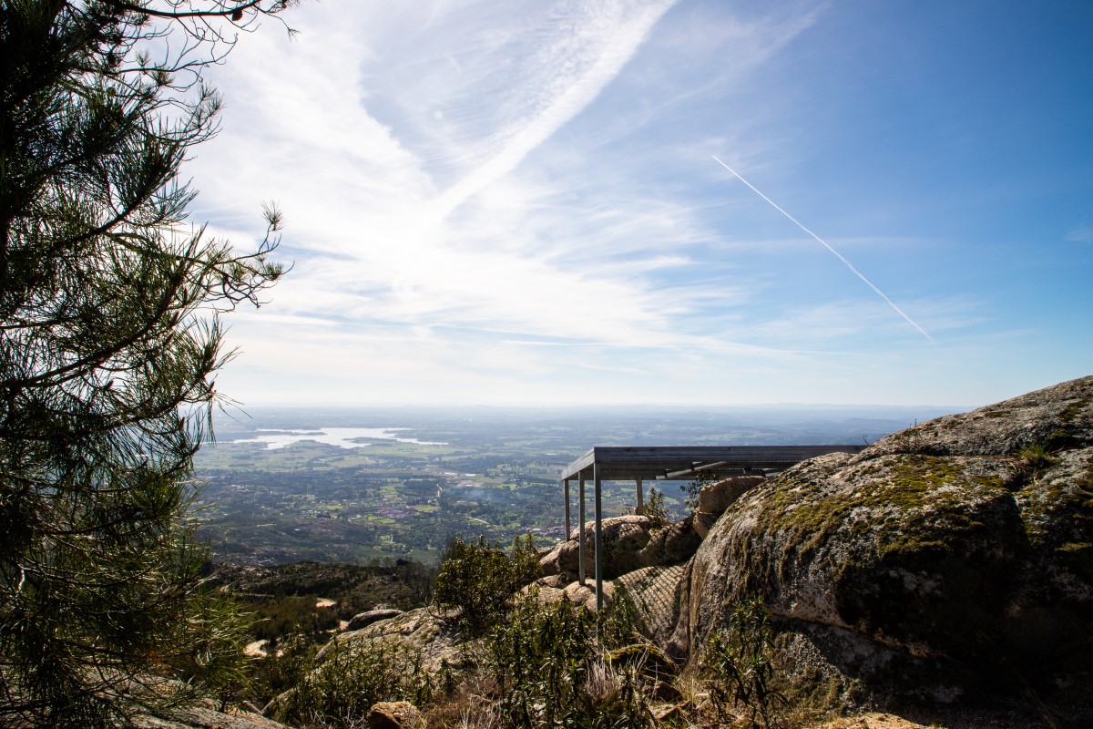 miradouro sobre a vertente sul da serra da gardunha