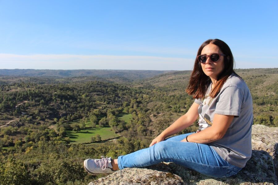 Barbara Cardoso, nas muralhas do castelo de Vilar Maior