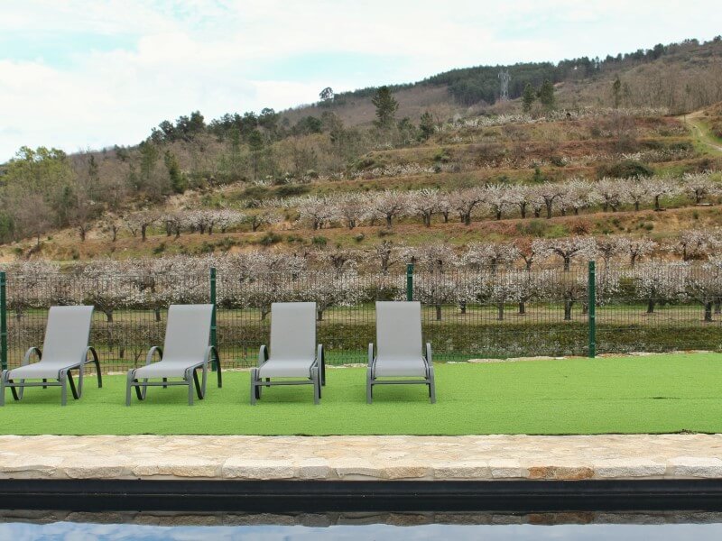 paisagem dos pomares vsita da piscina