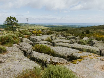 formações graníticas na Serra das Mesas